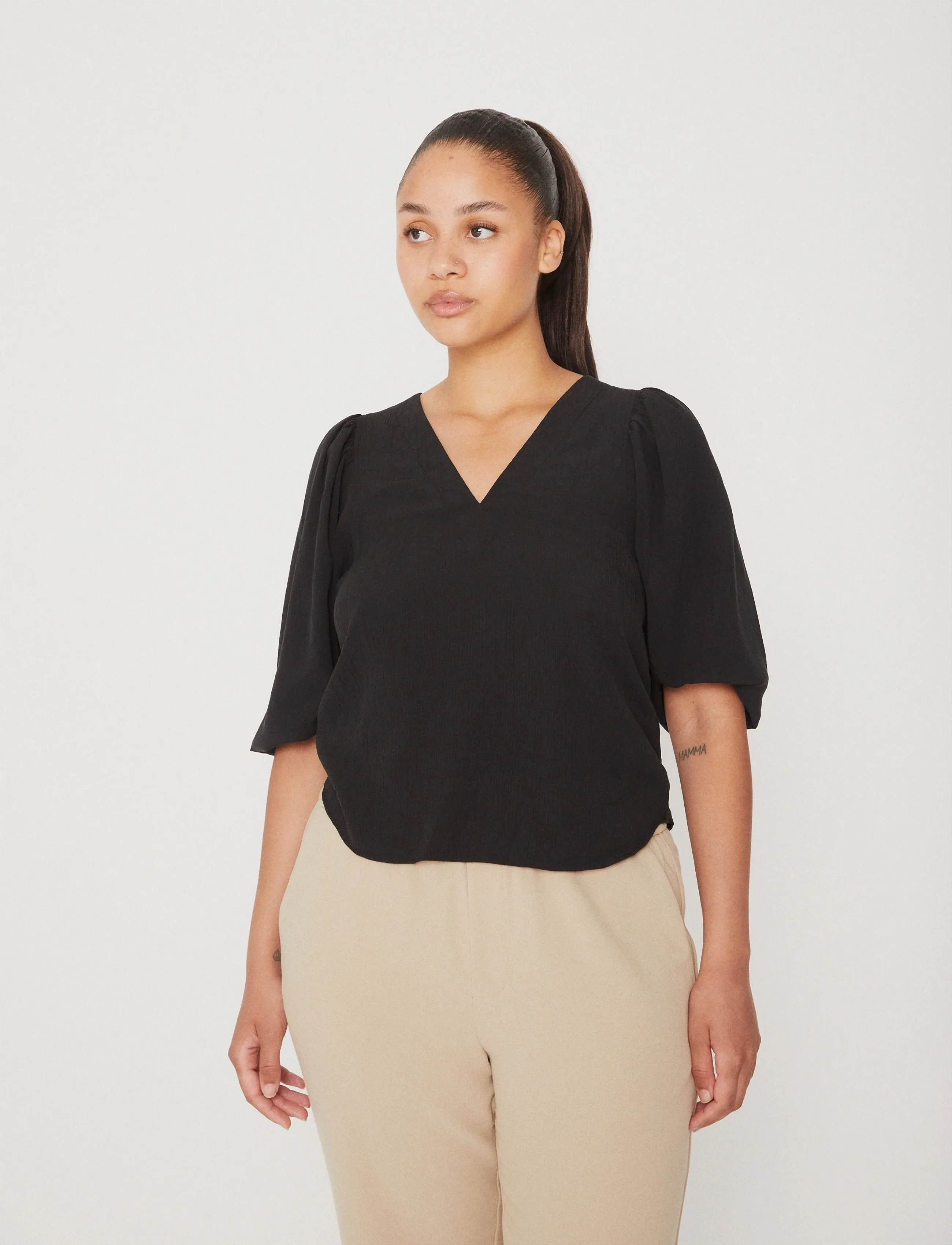 mbyM Antoni, S, Black, Bluser > Langærmede, Dame