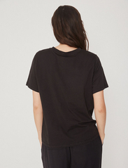 mbyM - Beeja - t-shirts - black - 3