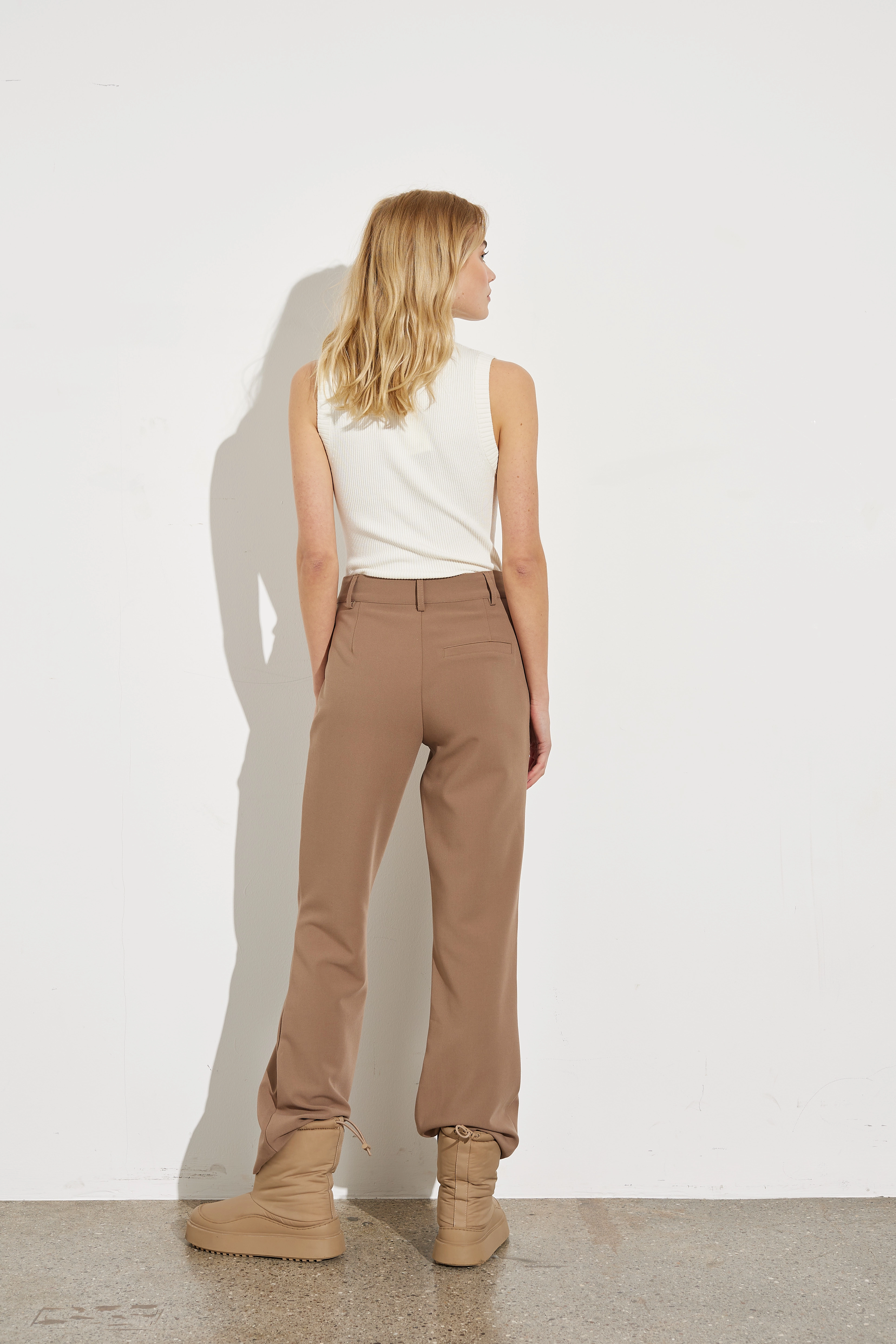 mbyM - Angela-M - damen - almond - 3