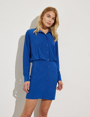 mbyM - Sloanna-M - skjortklänningar - sail blue - 2
