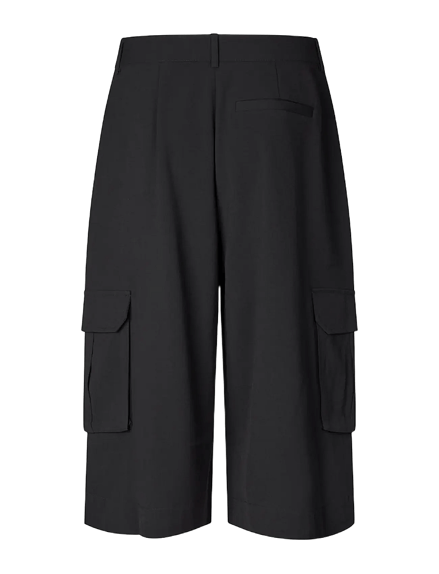 MBYM - Emeliba-M - bermudashorts - black - 2
