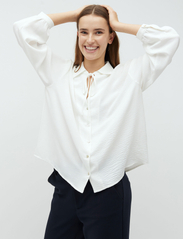 mbyM - Patina-M - long-sleeved shirts - white - 1