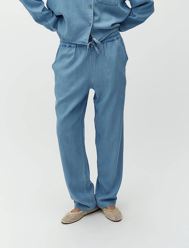 mbyM - Berin-M - sirge säärega püksid - blue soft wash - 0