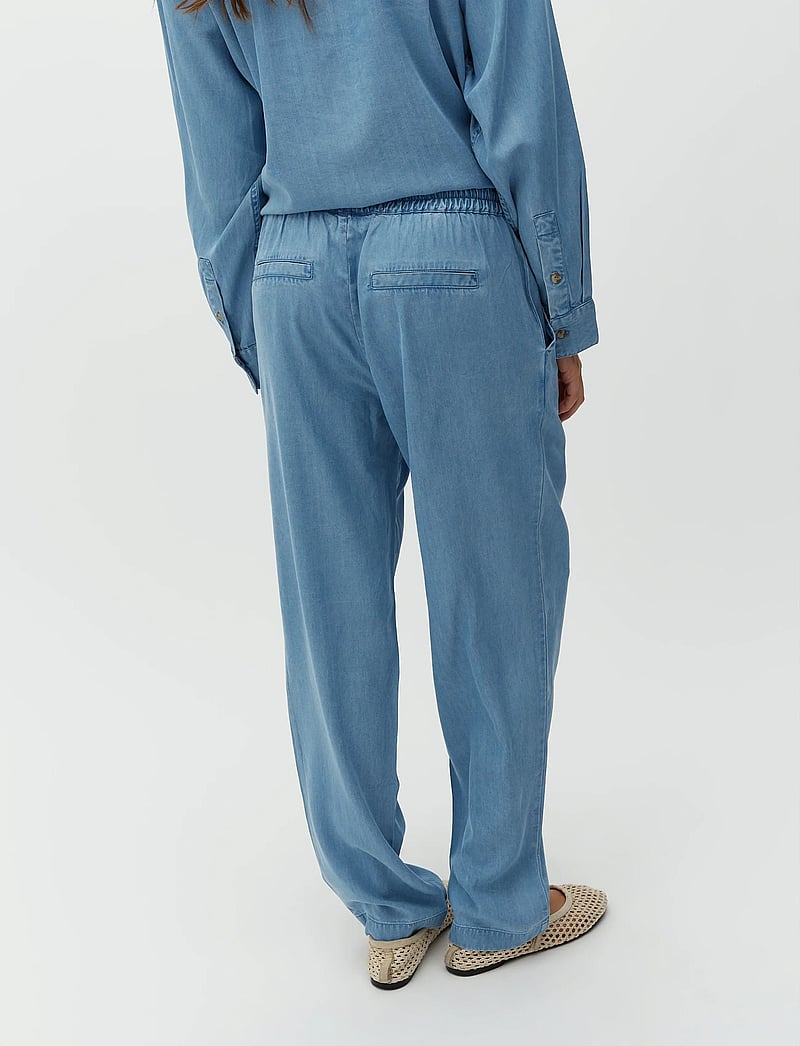 mbyM - Berin-M - sirge säärega püksid - blue soft wash - 3