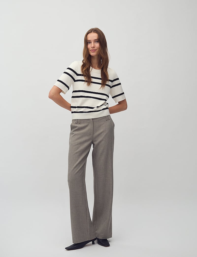 mbyM - Carla-M - striktrøjer - sugar black stripe - 3