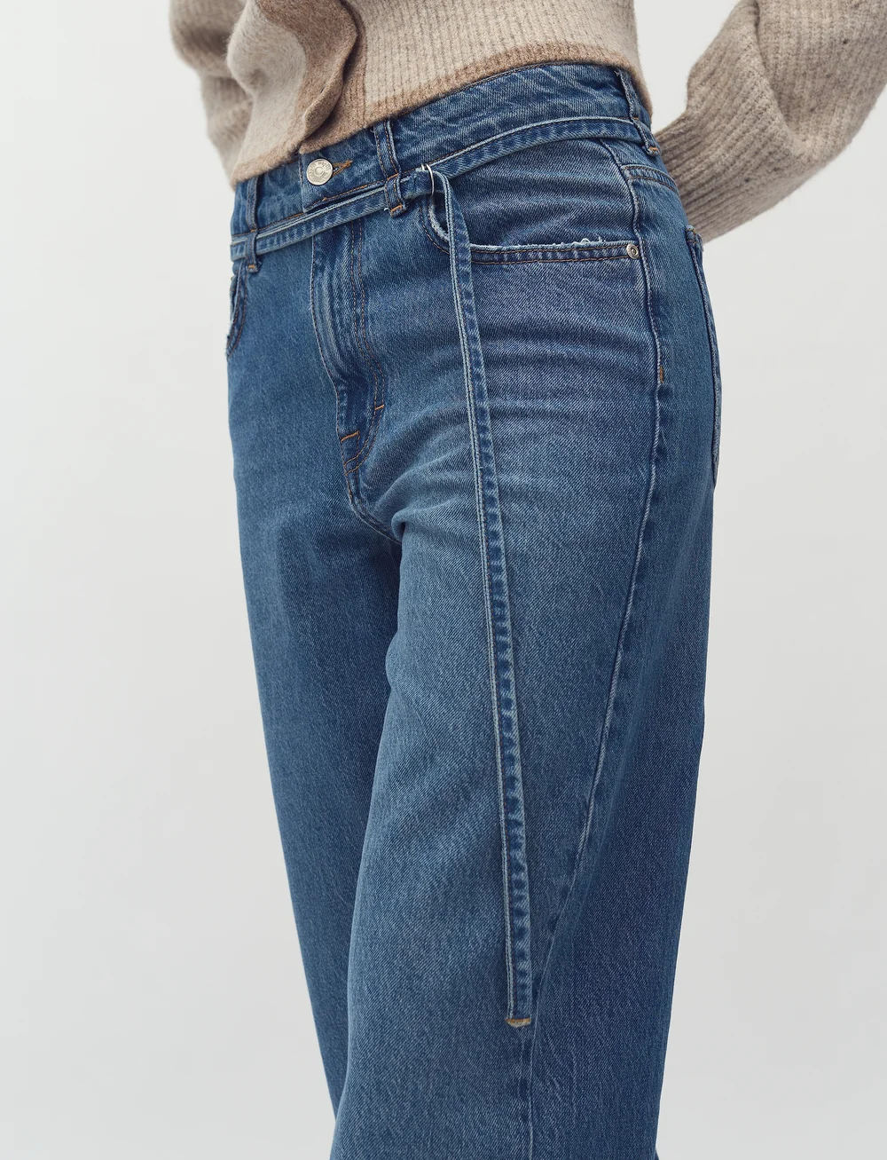 mbyM - Caria-M - sirge säärega teksad - mid blue wash - 3