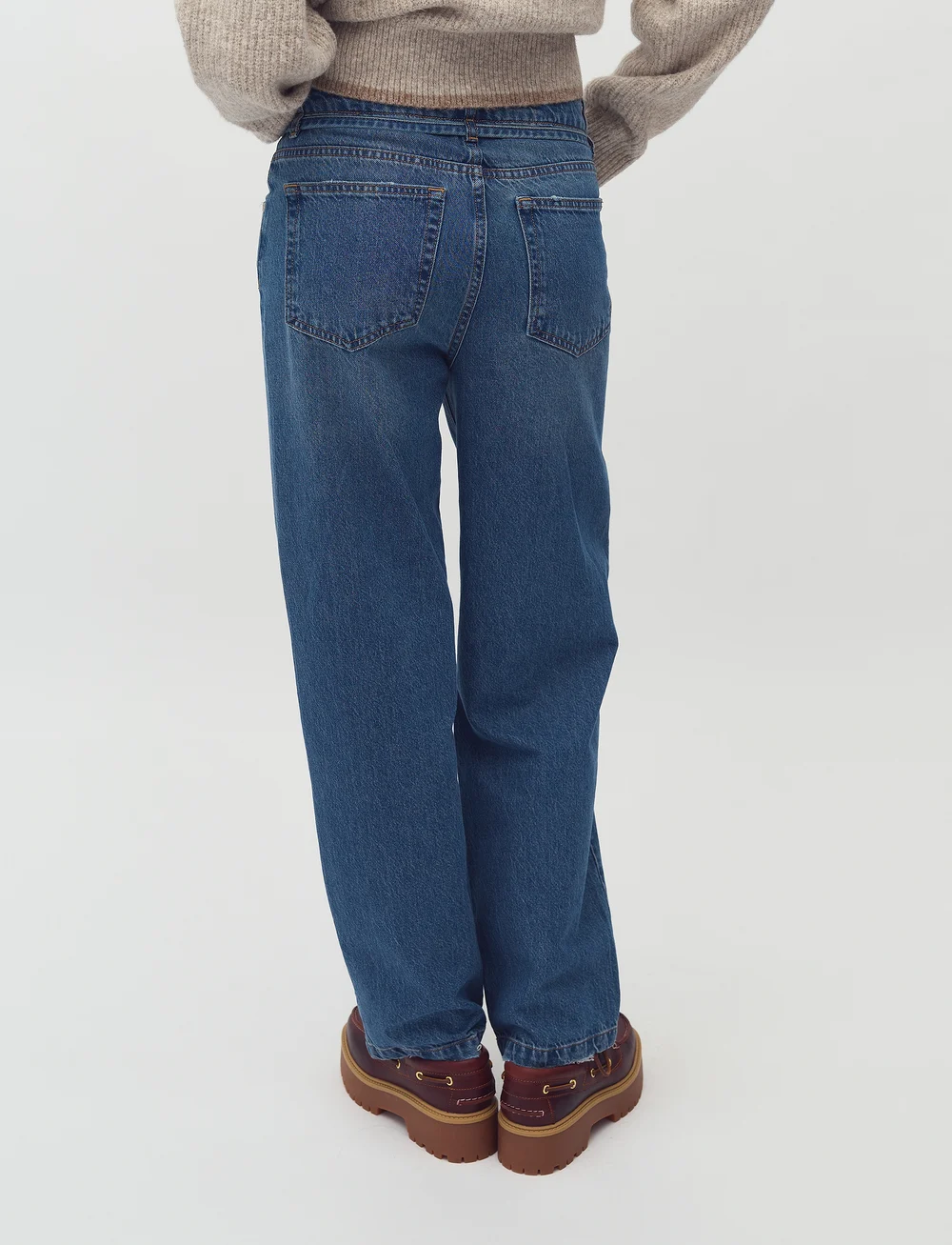 mbyM - Caria-M - sirge säärega teksad - mid blue wash - 4