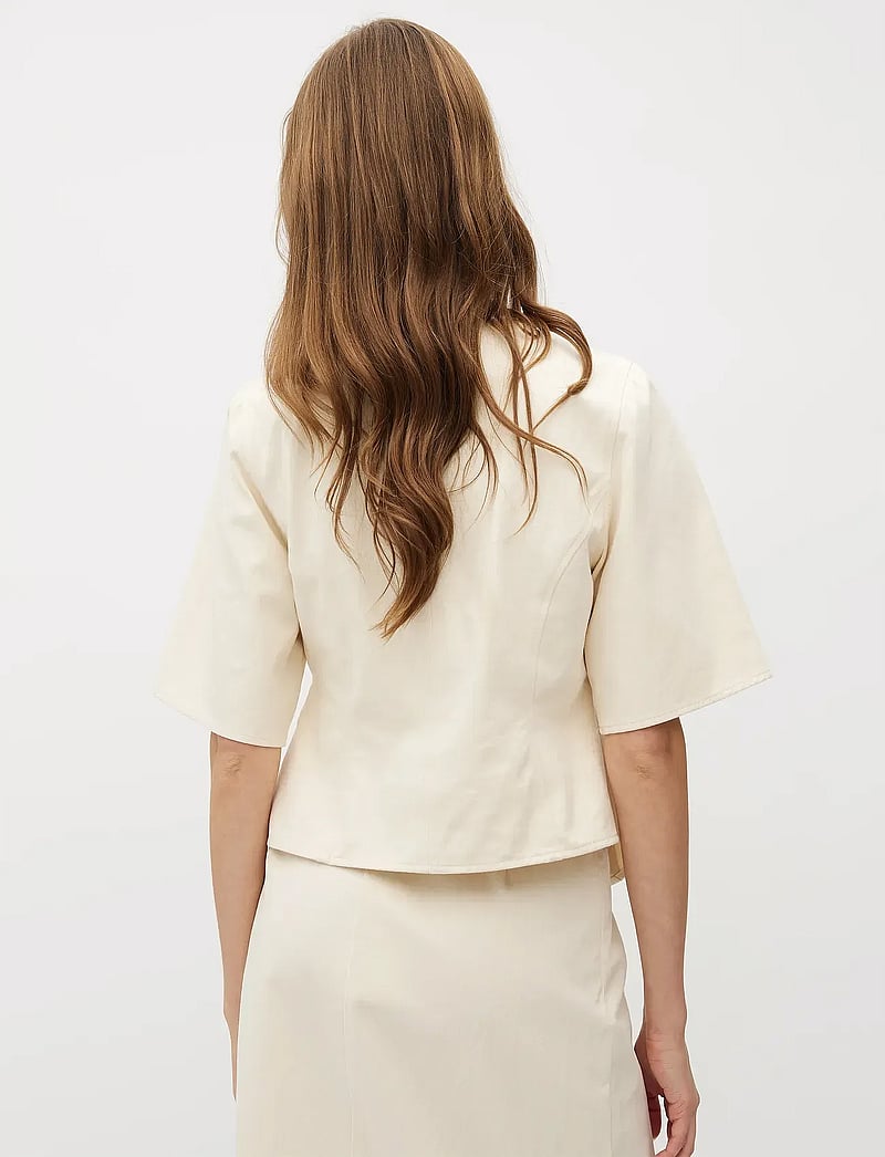 mbyM - Macha-M - short-sleeved blouses - ecru - 4