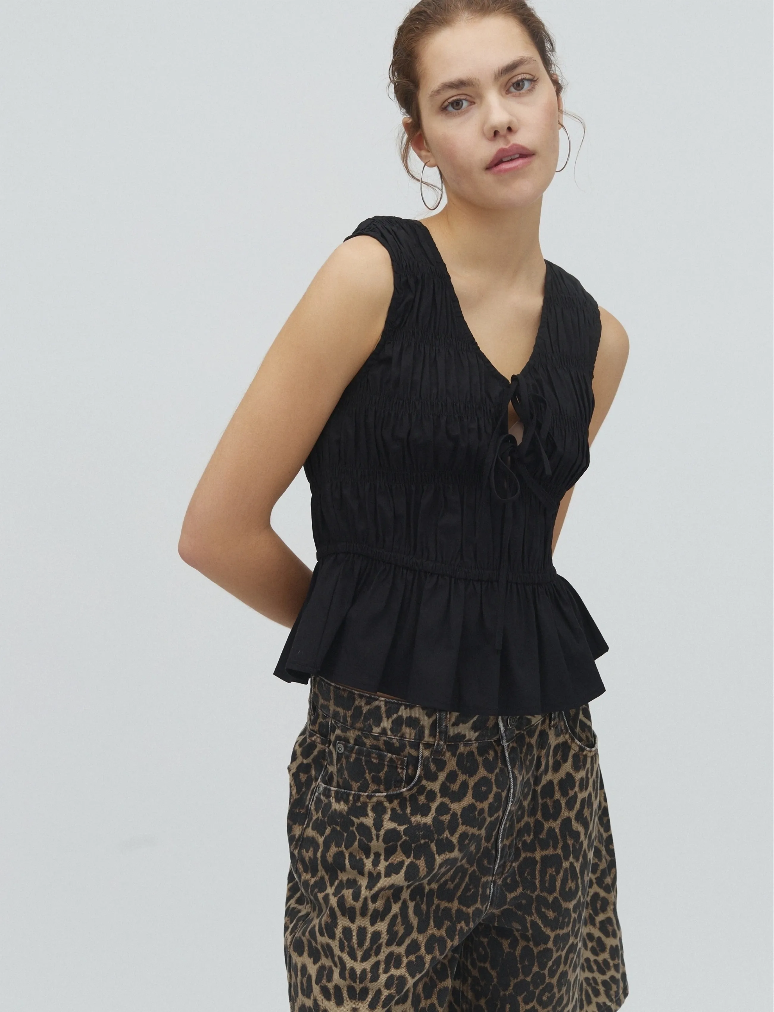 mbyM Cyra-M, M, Black, T-Shirts & Toppe > Uden Ærmer, Dame