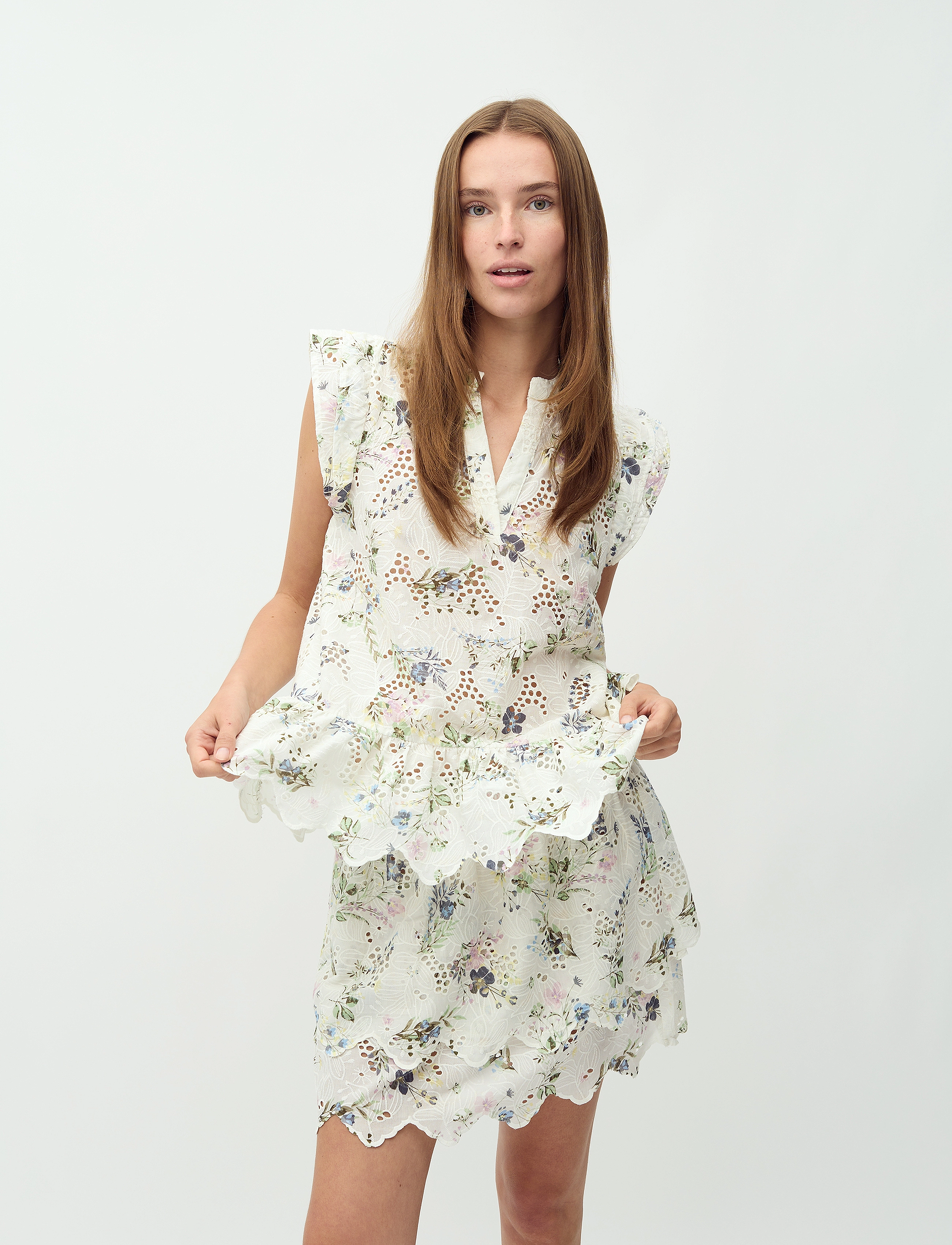 mbyM - Sinnah-M - sleeveless blouses - florissa print - 5