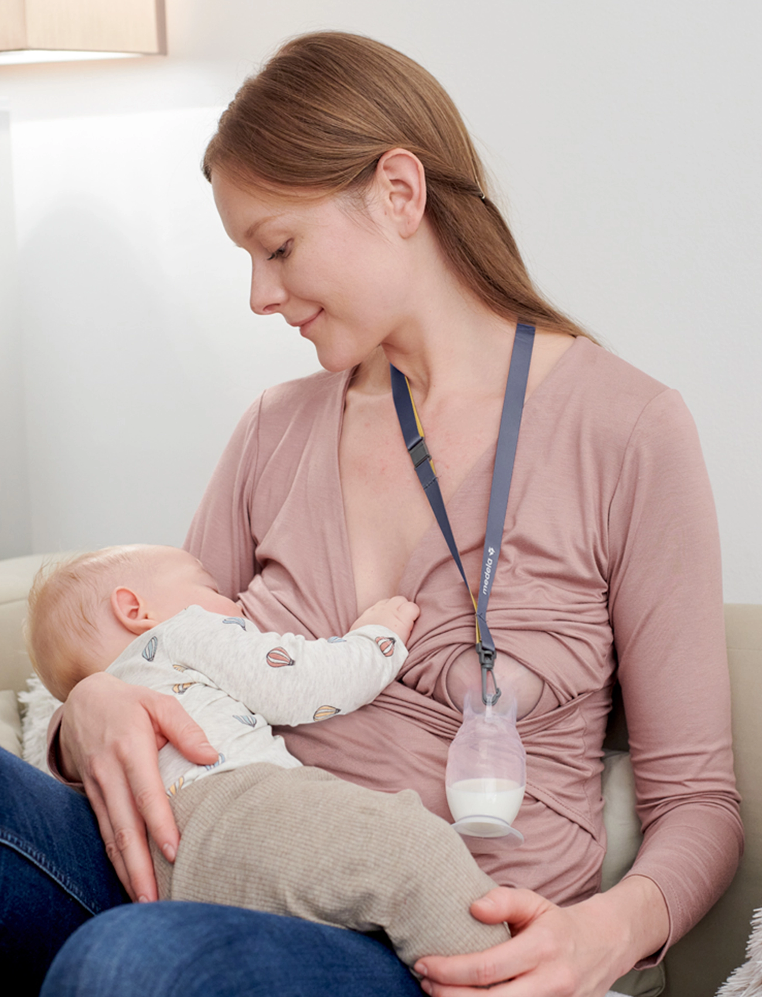 Medela Silicone Breast Milk Collector, One Size, Breastfeeding Products, Mehrfarbig/gemustert - Pumps & Accessories, Kinder