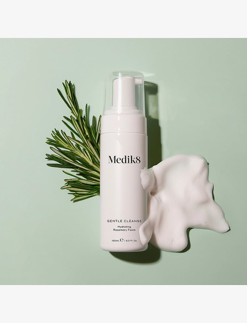 Medik8 - Gentle Cleanse - näopesu - clear - 2