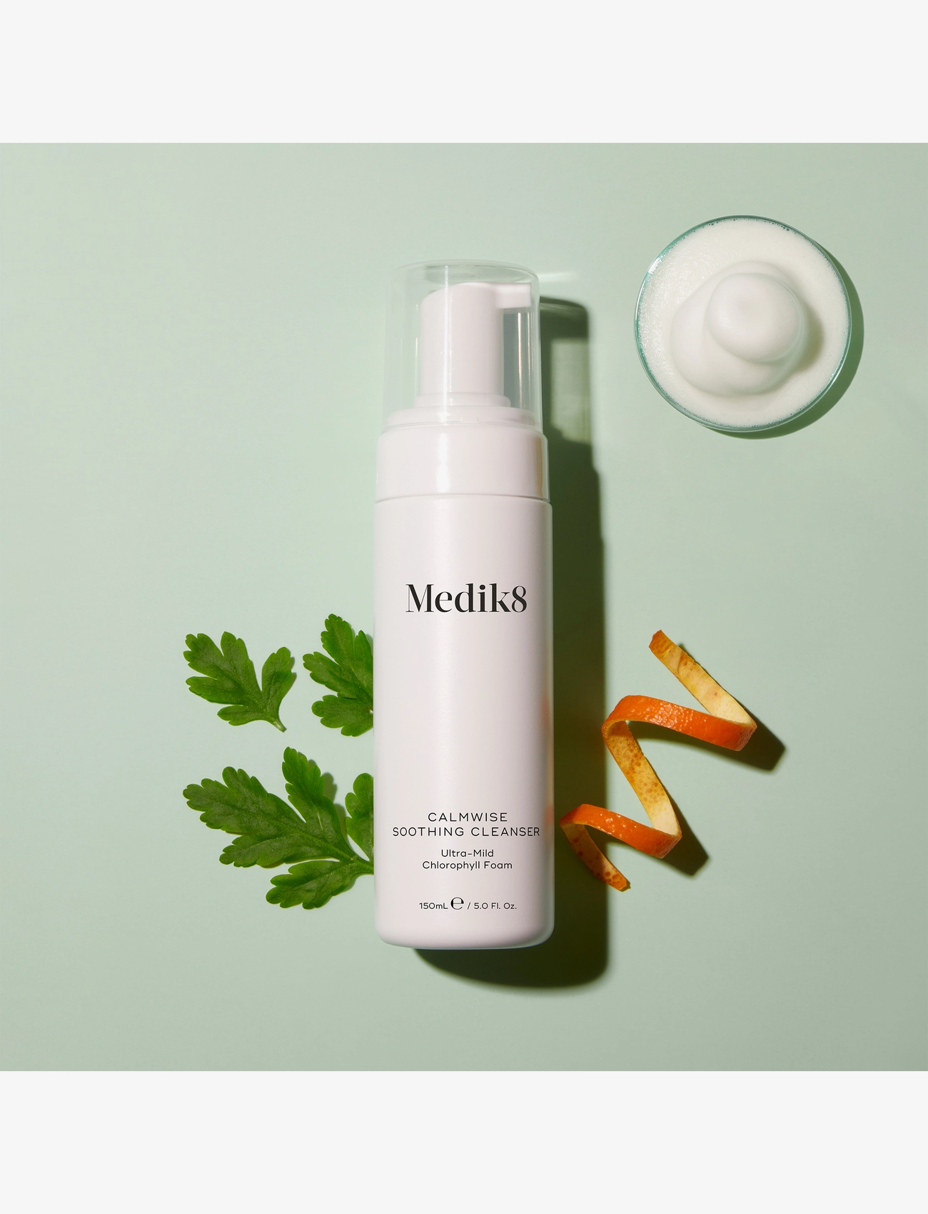 Medik8 - Calmwise Soothing Cleanser - sommarens hudvård  - clear - 2