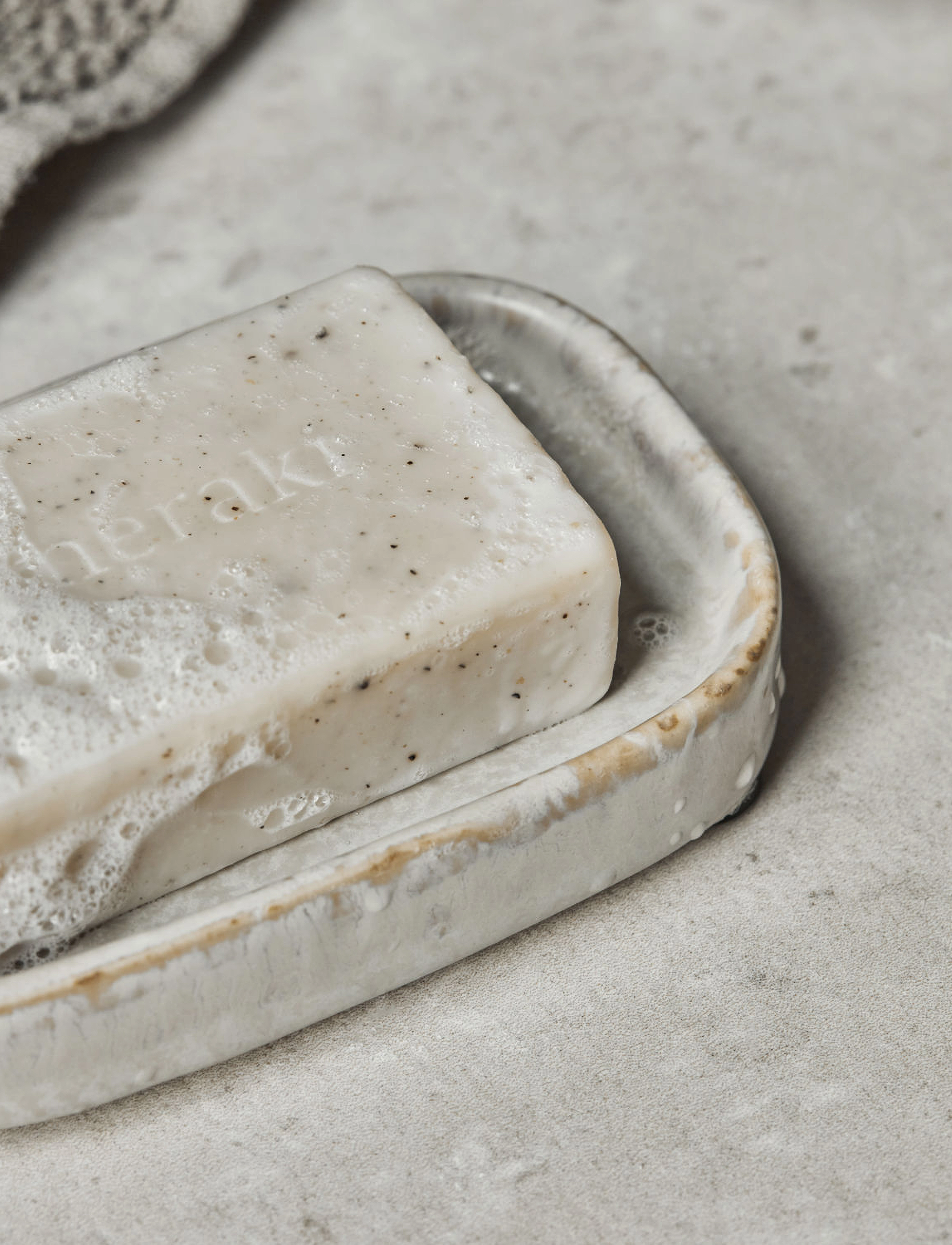meraki - Såpestykke, Sesame Scrub - såpe bars - cream - 2