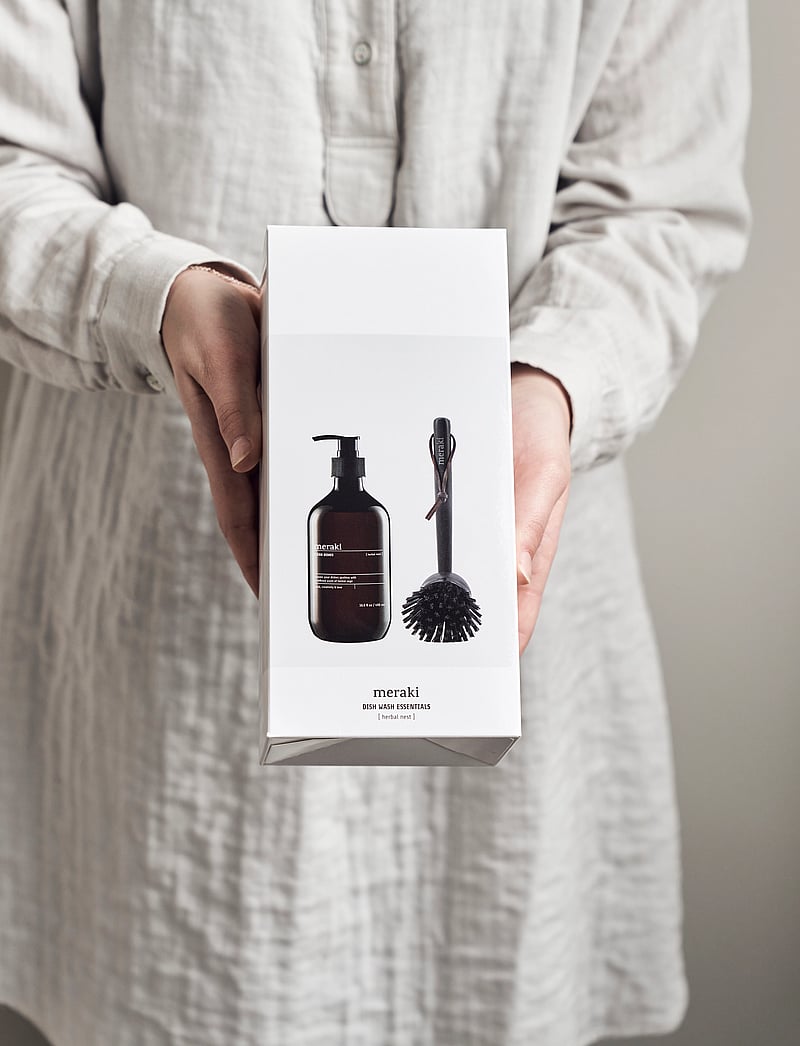 meraki - Gift box, herbal nest dish wash + dish brush black, 490 ml - uppþvottalögur - clear - 4