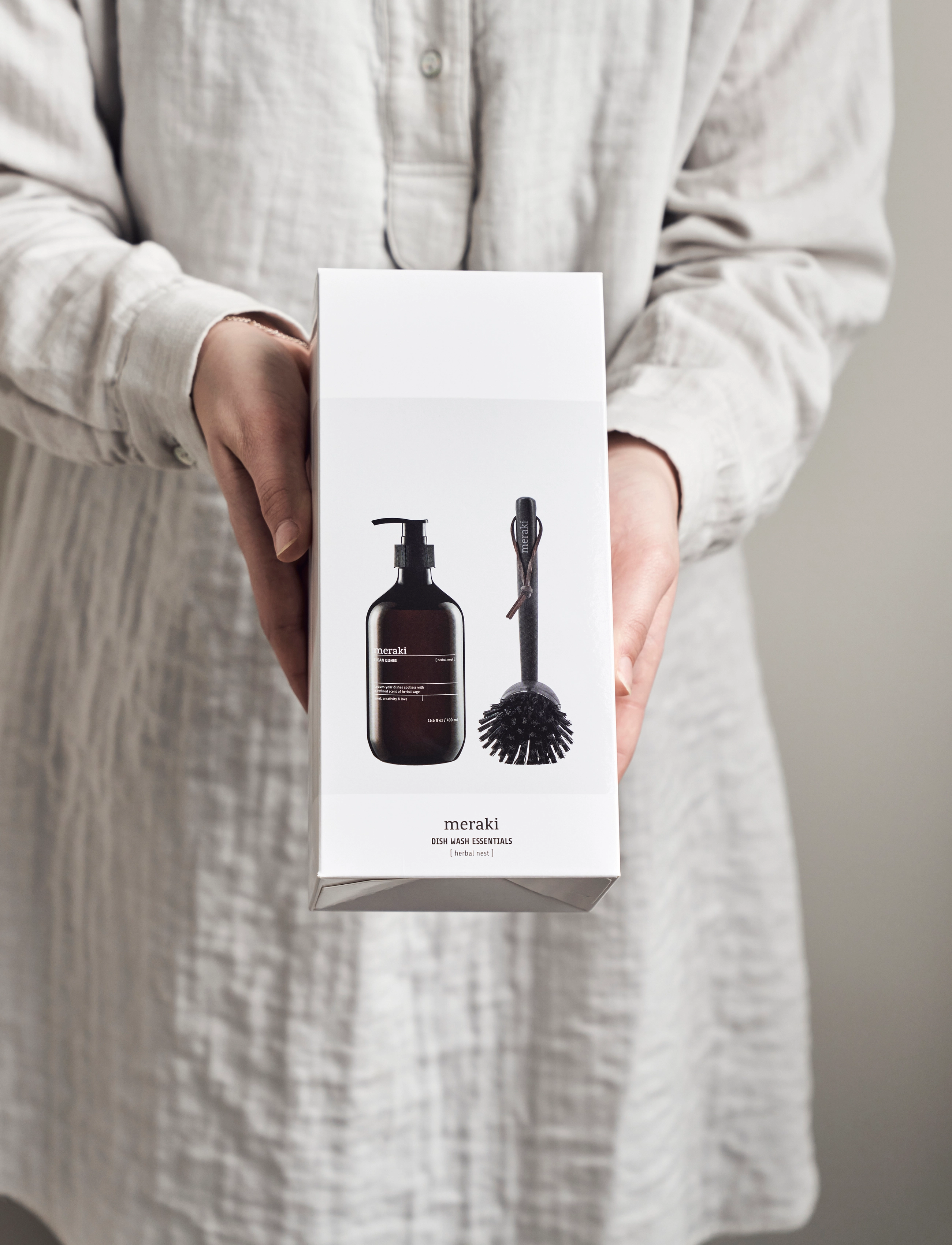 meraki - Gift box, Herbal Nest Dish Wash + D - opvaskemiddel - clear - 4