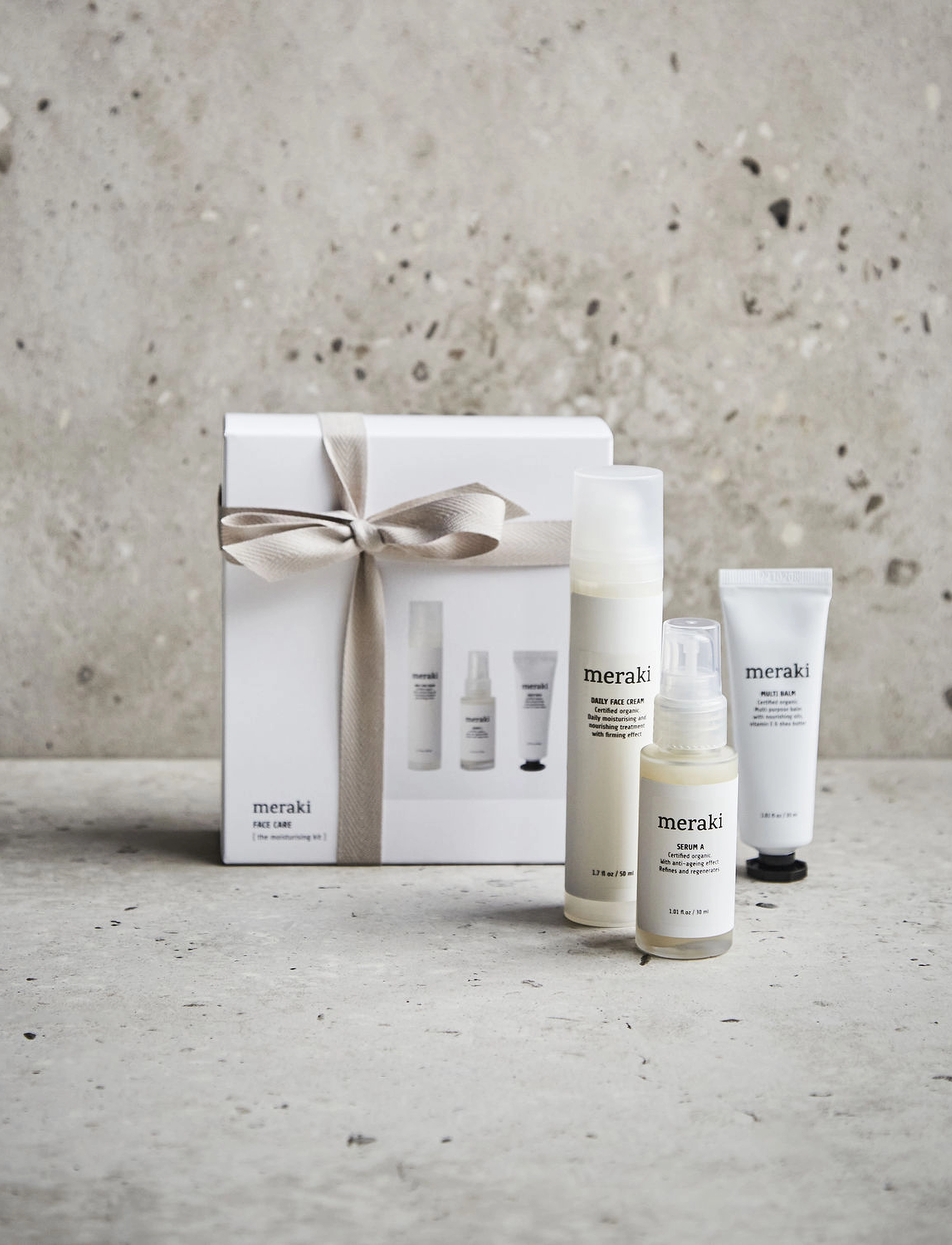 meraki Gift box, The moisturising kit - Face care - Beauty för Män - WHITE / clear