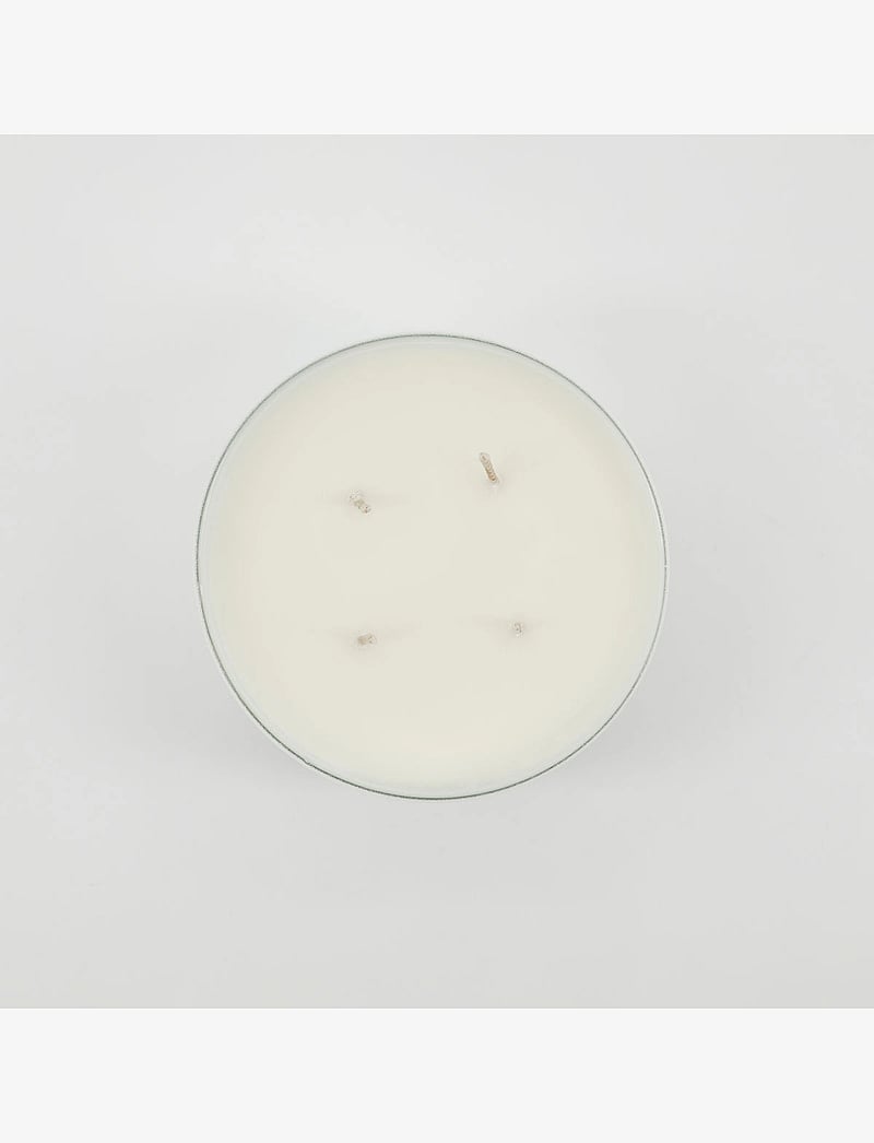 meraki - Scented candle, White garden - above 500kr - white - 3