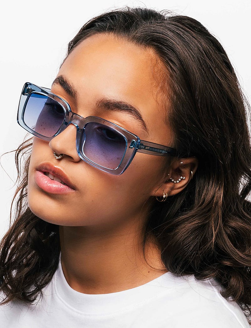 MessyWeekend - ANNA - eckige form - blue crystal - 4