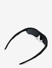 MessyWeekend - RATE - d-shaped solbriller - black grey - 3