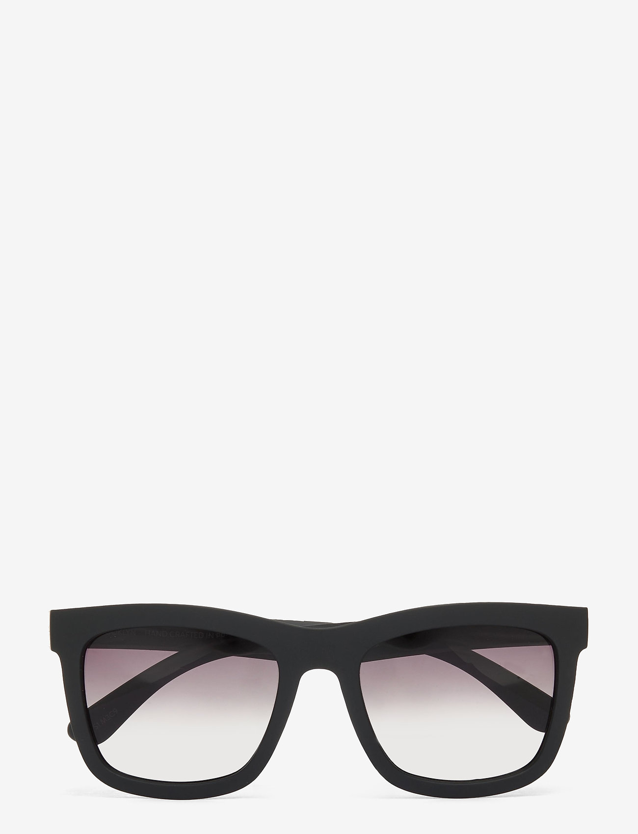 MessyWeekend - BROOKLYN - d-shaped solbriller - matte black - 0