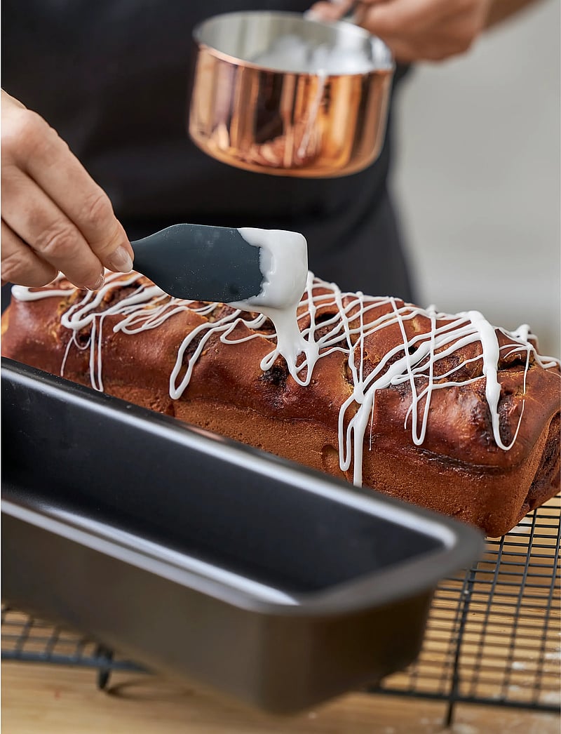 Blomsterbergs - Loaf pan - leivavormid - black - 2