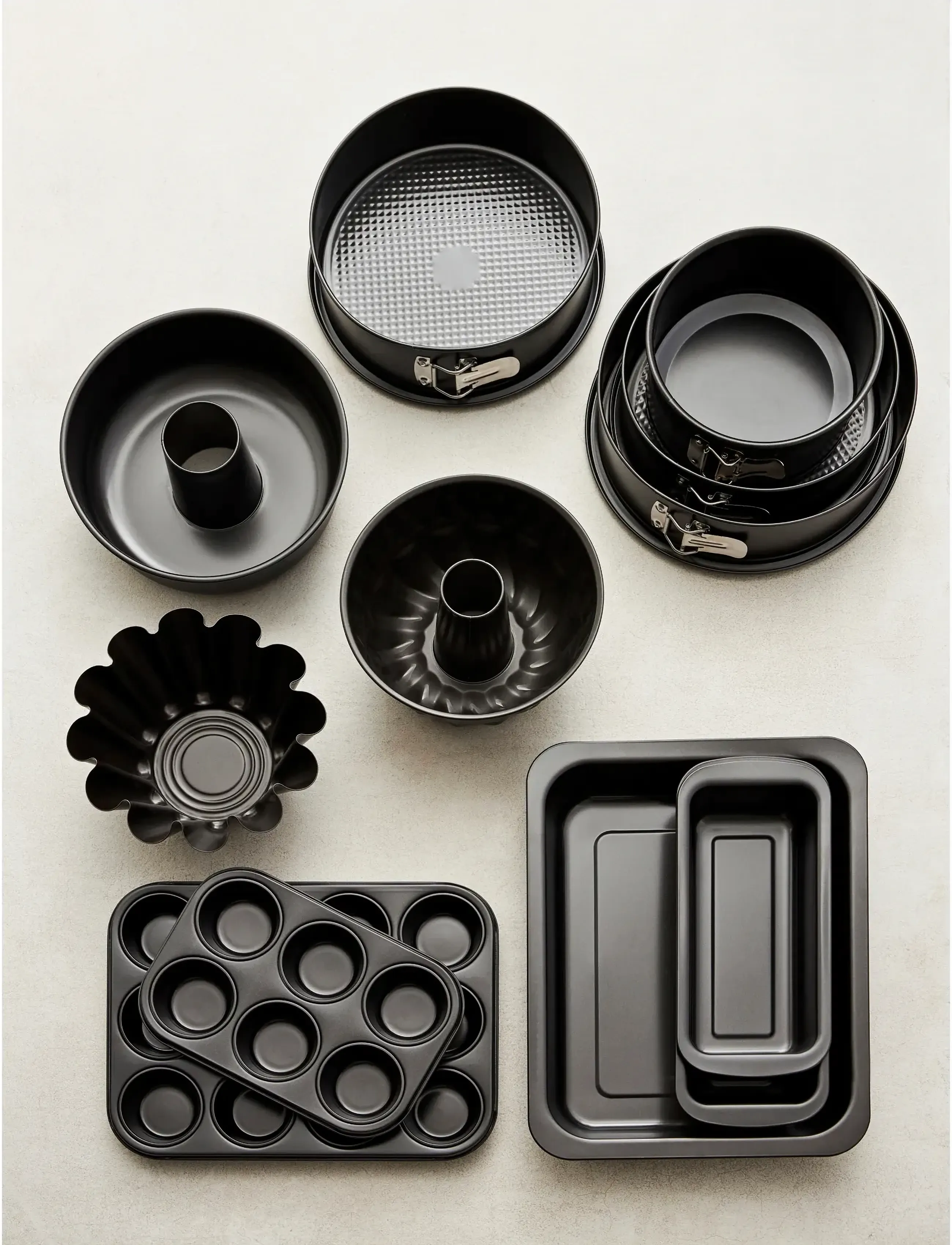 Blomsterbergs - Muffin pan for 12 pcs - moules pour petits gâteaux et muffins - black - 2