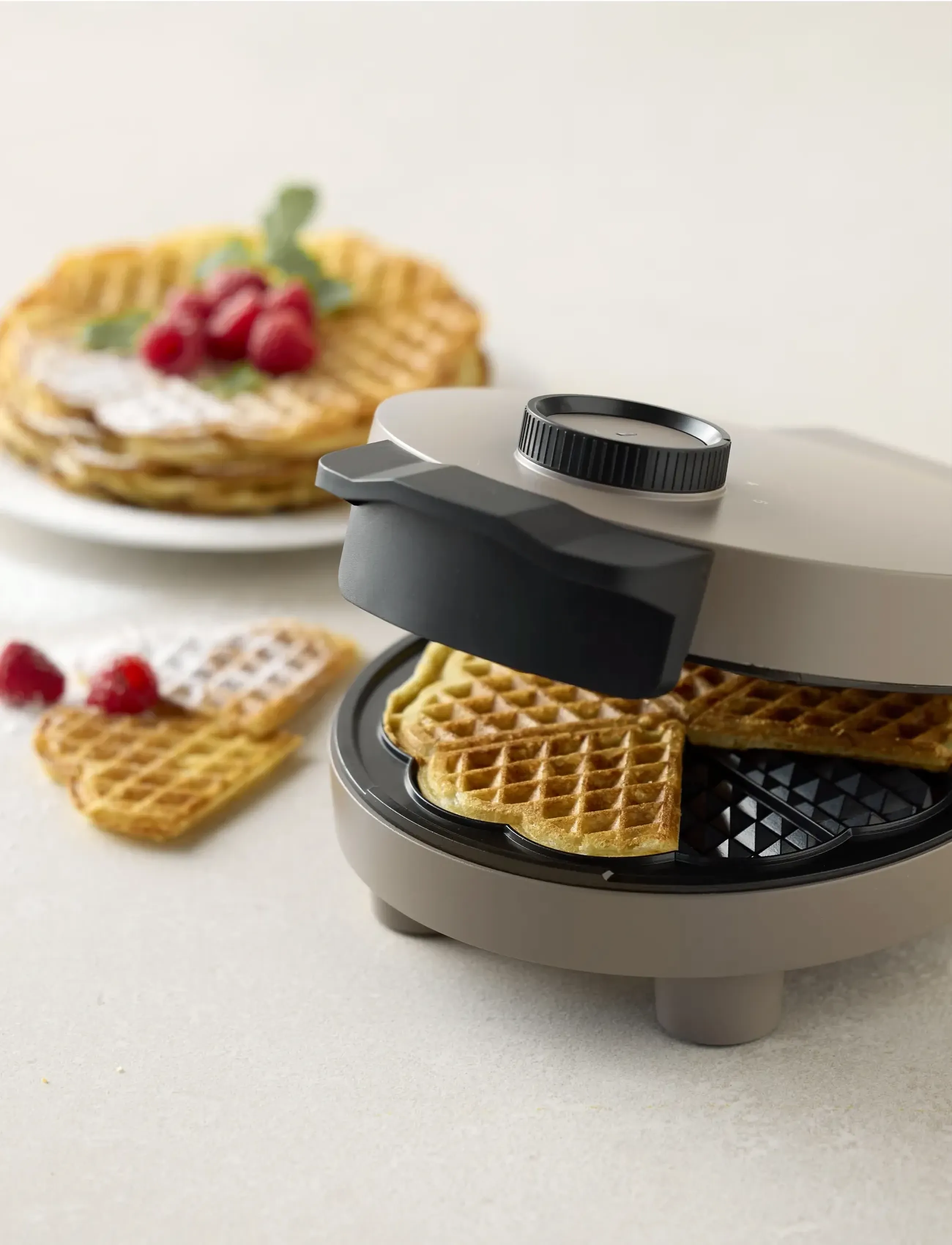 Blomsterbergs - Waffle maker 1000 watt - muud köögiseadmed - beige - 3