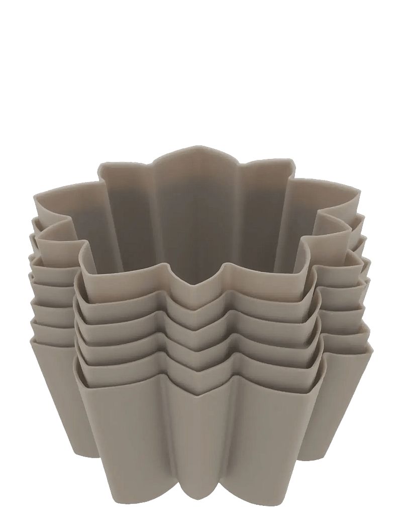 Blomsterbergs - Muffin mould Flower 6 pcs Latte Silicone - muffinivormid - beige - 1