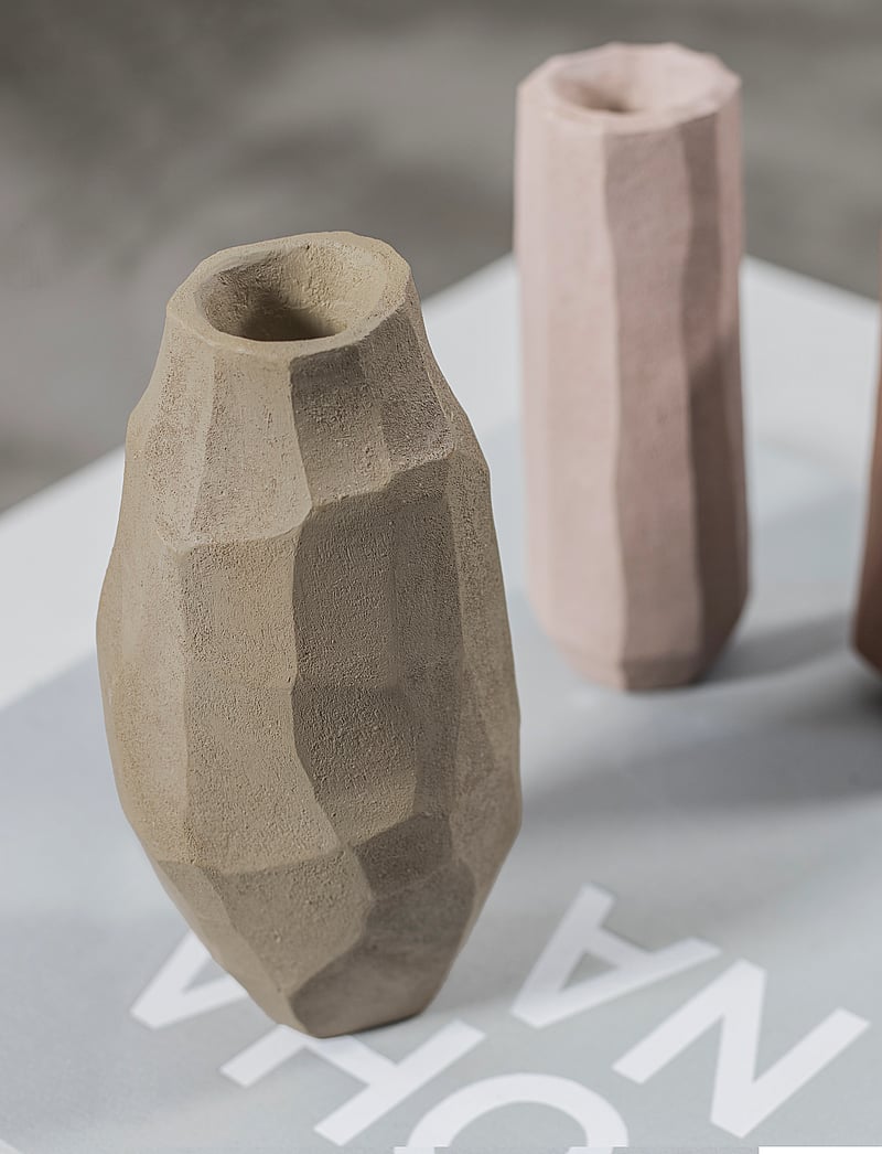 Mette Ditmer - ART PIECE Nuki vase B - latte - 1