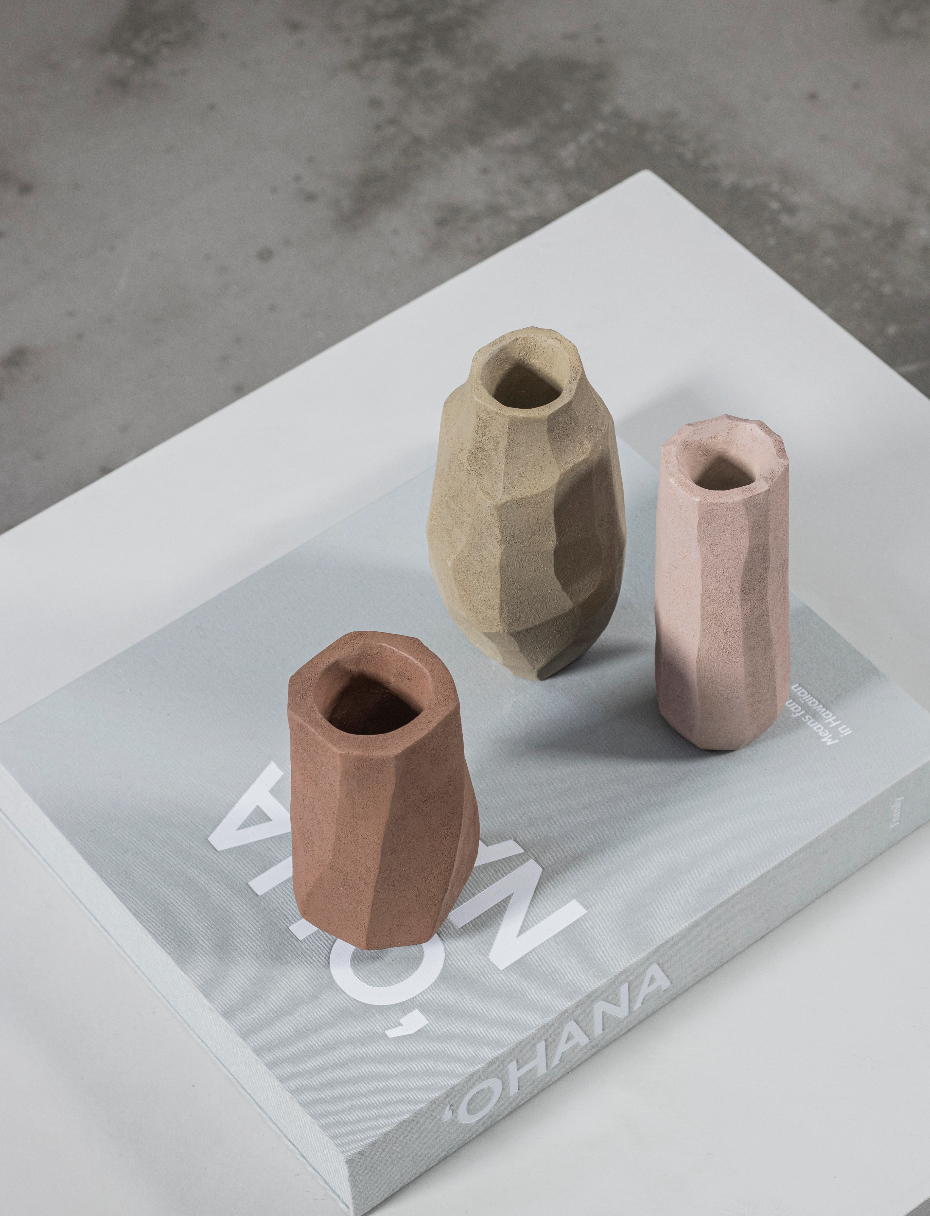 Mette Ditmer - ART PIECE Nuki vase C - vaser - clay - 3