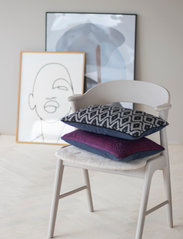 Mette Ditmer - ATELIER cushion, with filling - kussens - aubergine - 2