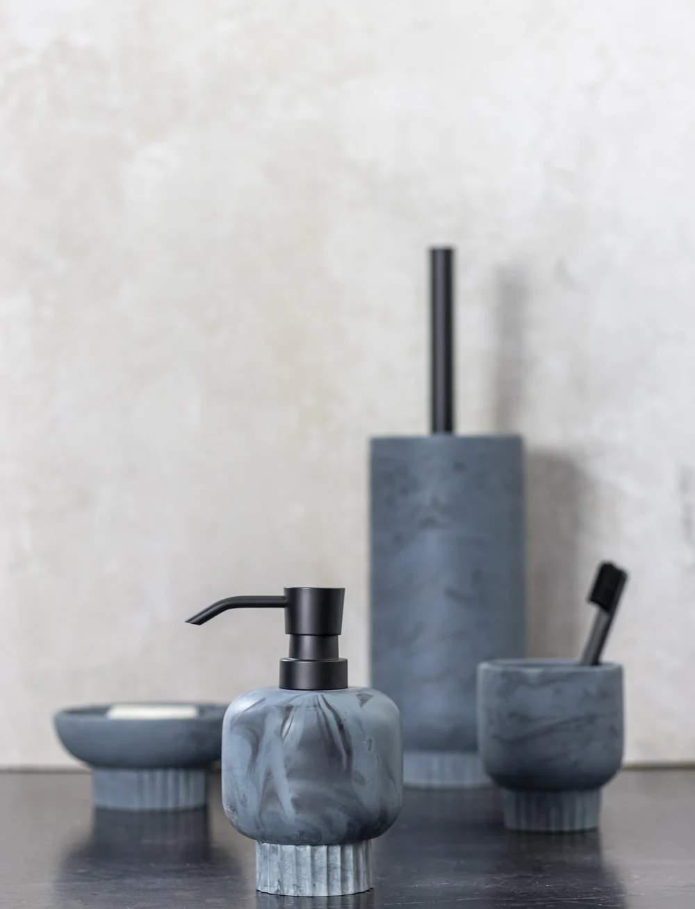 Mette Ditmer - ATTITUDE Dispenser - osta hinna alusel - slate blue - 2