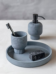 Mette Ditmer - ATTITUDE tray - dekoratīvie šķīvji - slate blue - 2