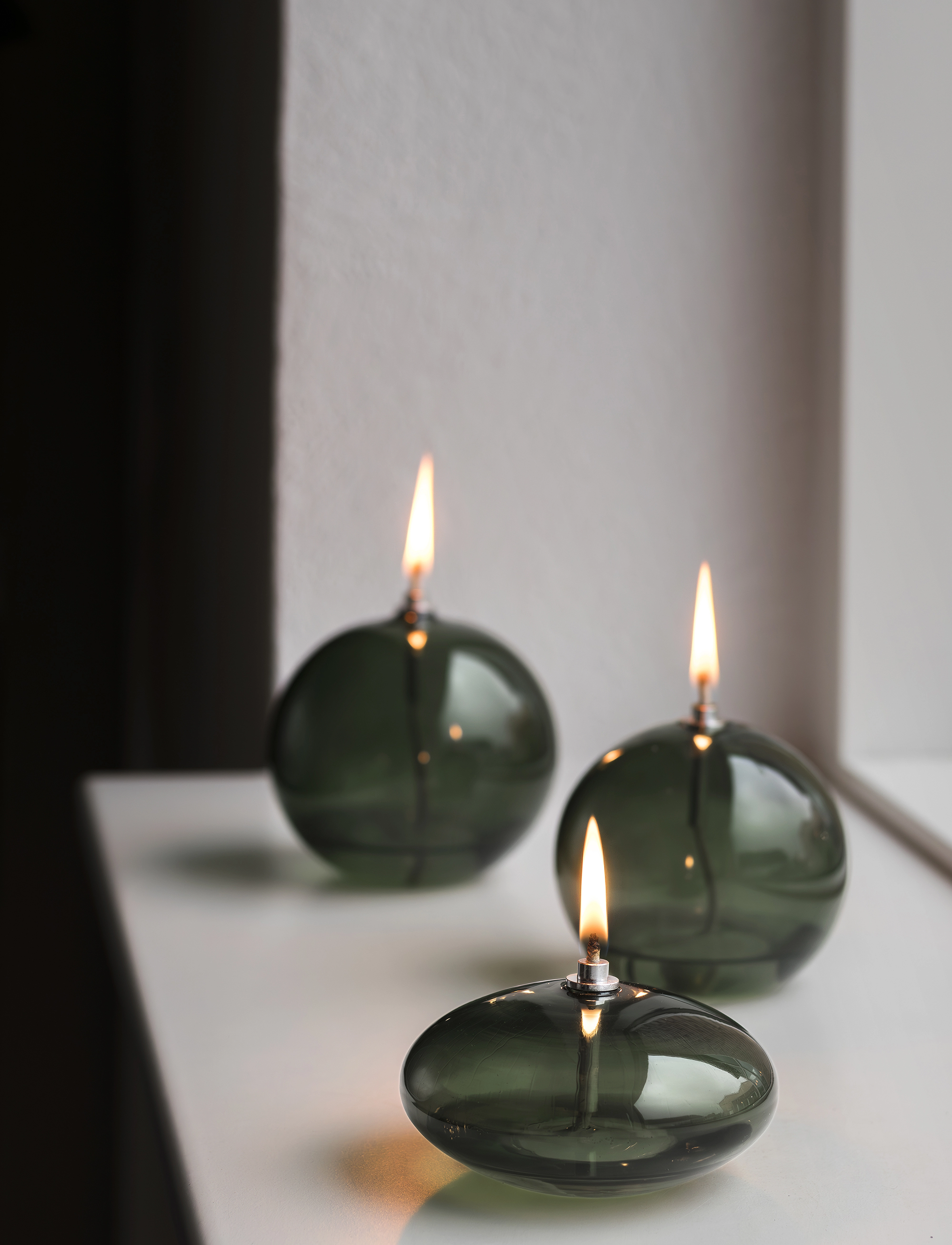 Mette Ditmer - AURA oil lamp - oljelampor - dark forest - 2
