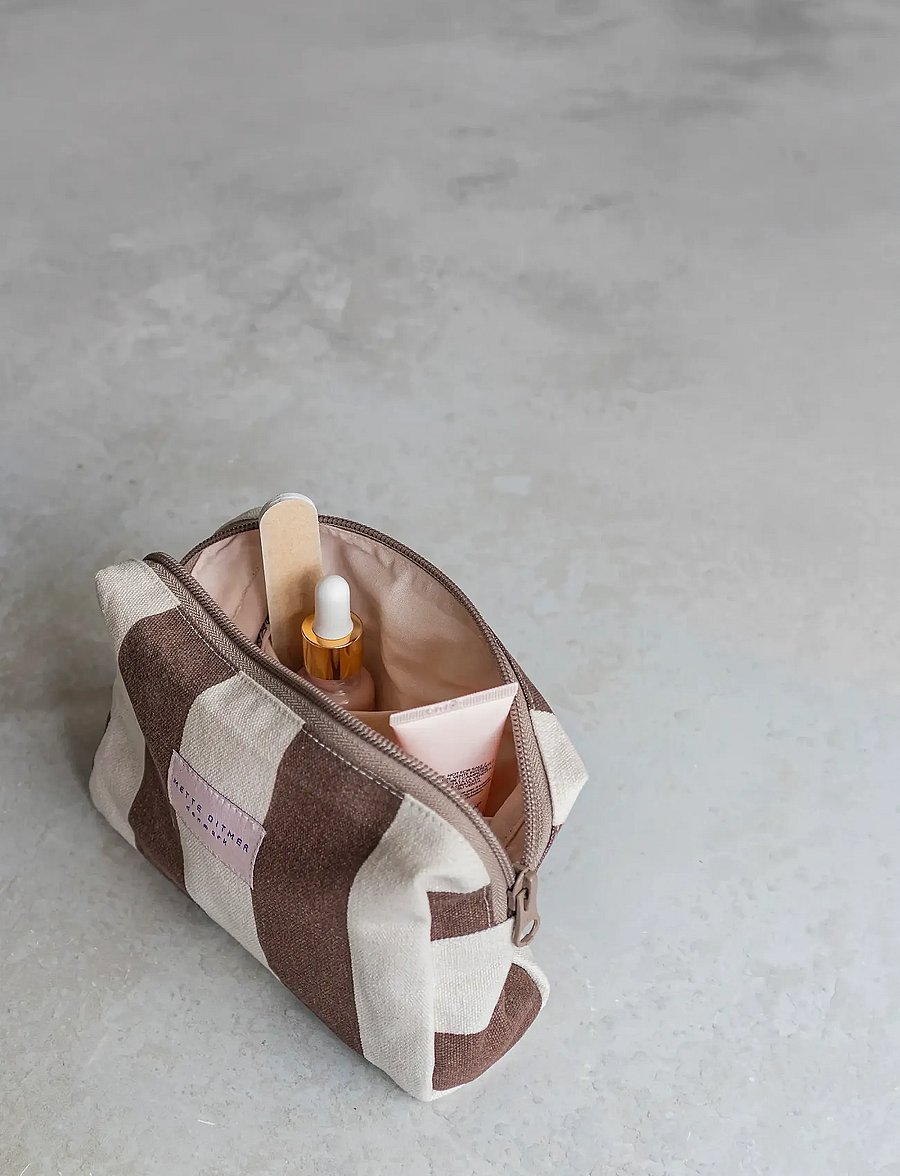 Mette Ditmer - BRING-IT cosmetic bag - brown - 2
