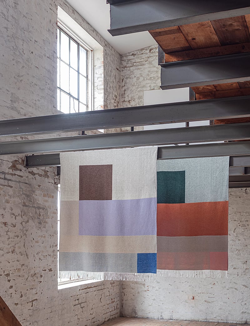 Mette Ditmer - BRICK throw - decken - lilac - 0