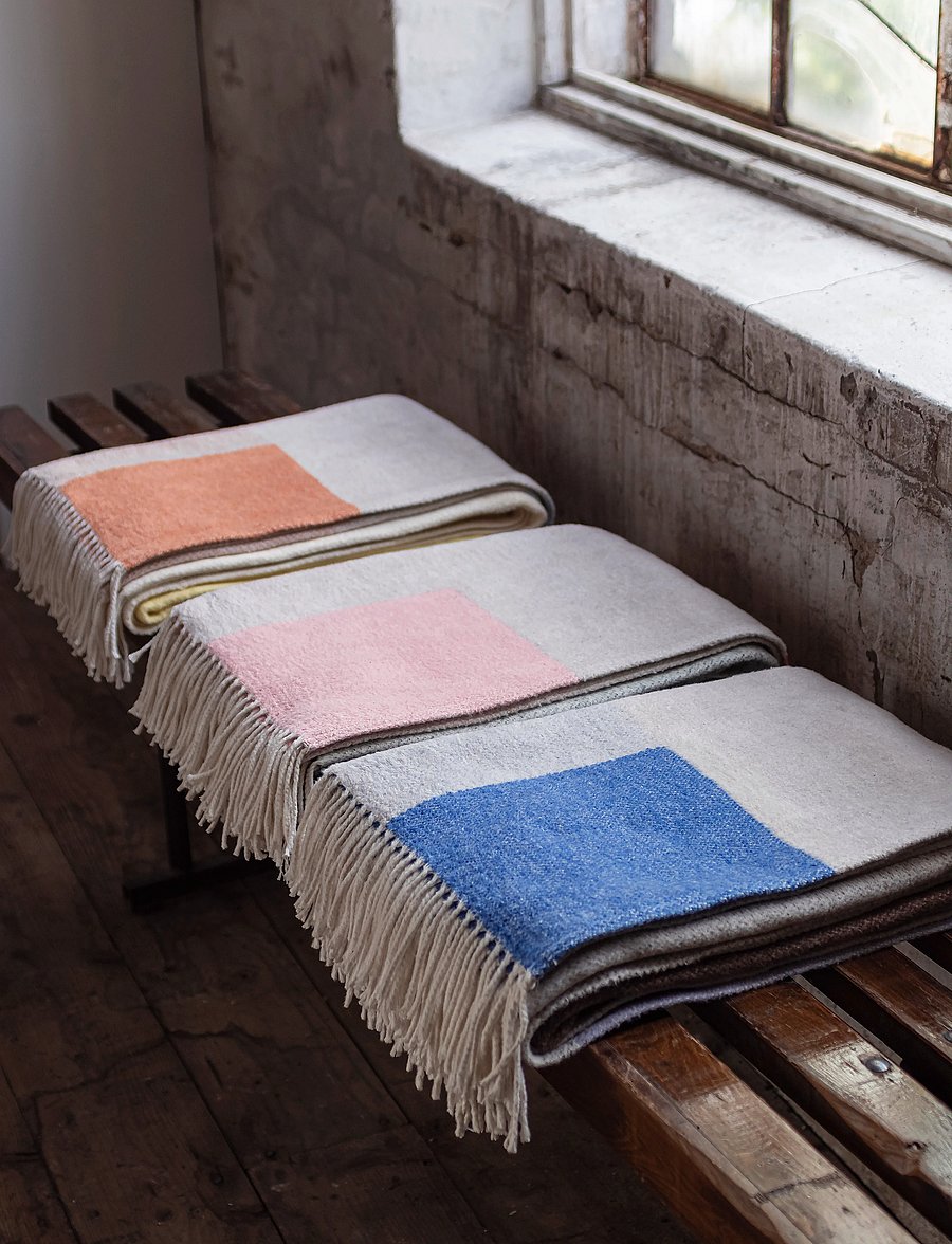 Mette Ditmer - BRICK throw - lilac - 4