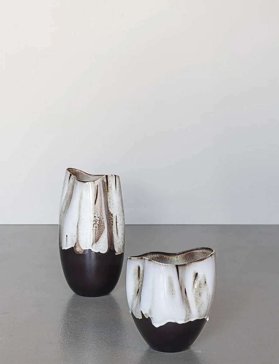Mette Ditmer - BY HAND curve vase, large - vasen - off-white - 3