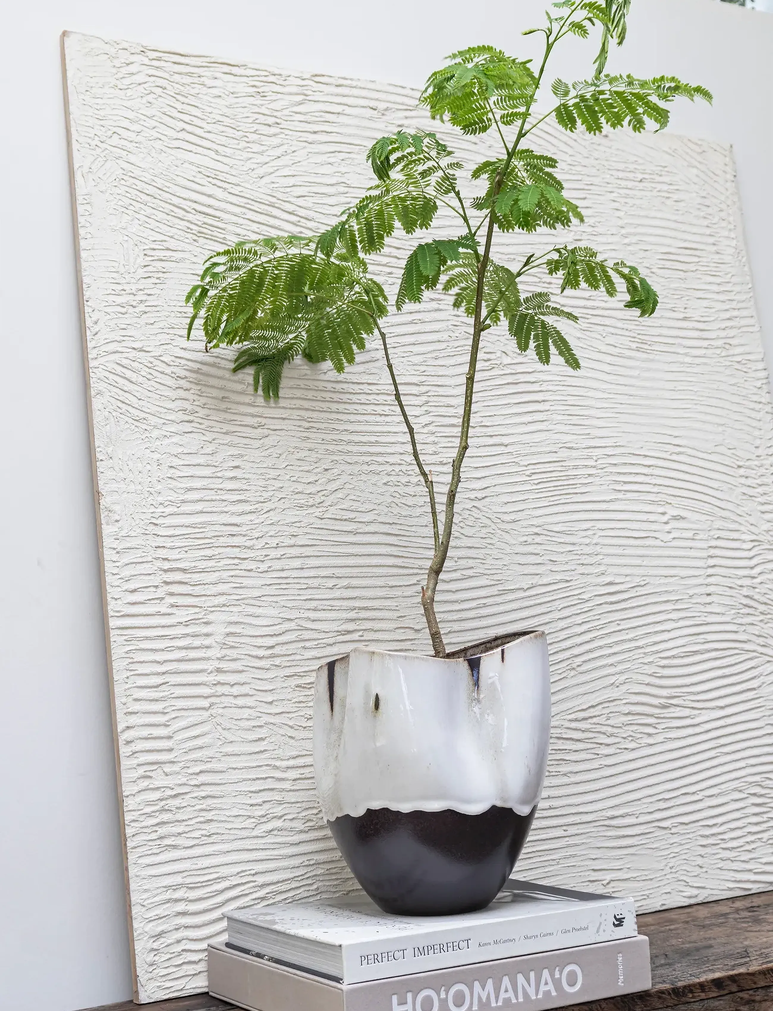 Mette Ditmer By Hand Curve Vase, Small, H24.5 cm, Vases, Weiß - Other Homeware