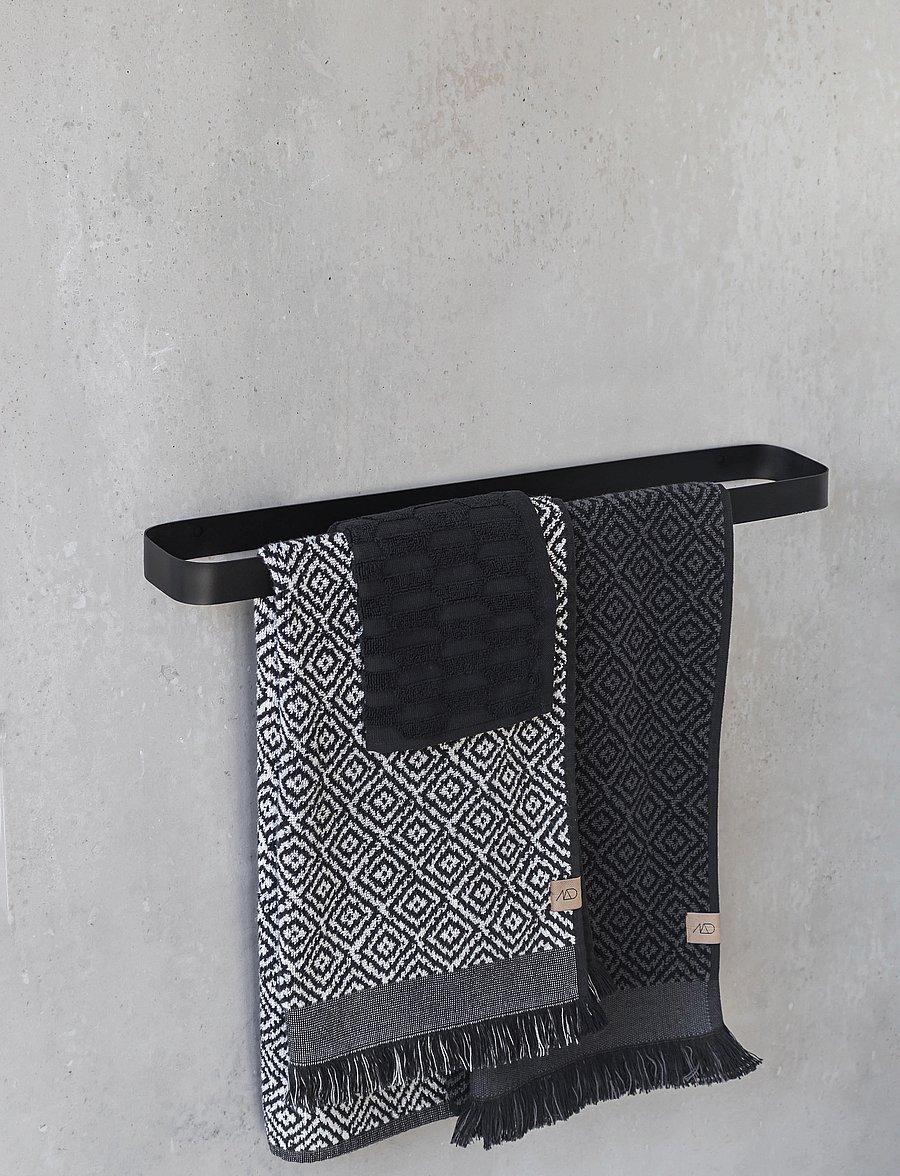 Mette Ditmer - CARRY towel bar - koukut - black - 3