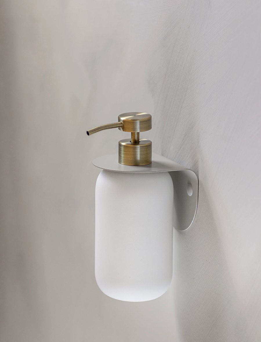 Mette Ditmer - CARRY single holder - sand grey - 2