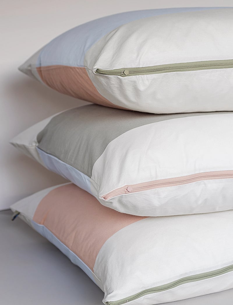 Mette Ditmer - COLORE bed set - bettwäsche-set - olive - 2