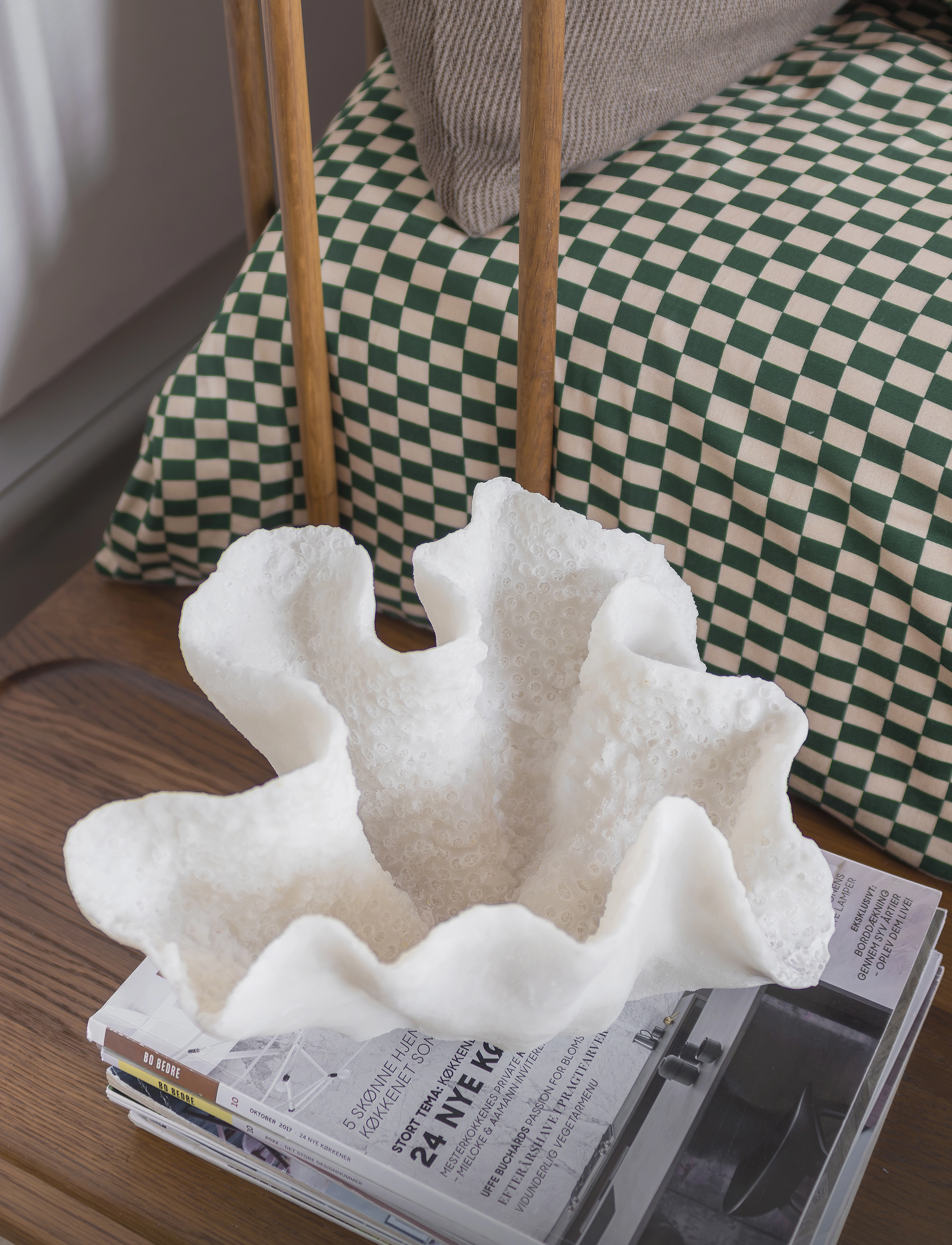 Mette Ditmer - CORAL deco bowl - dekoratīvie šķīvji - off-white - 2