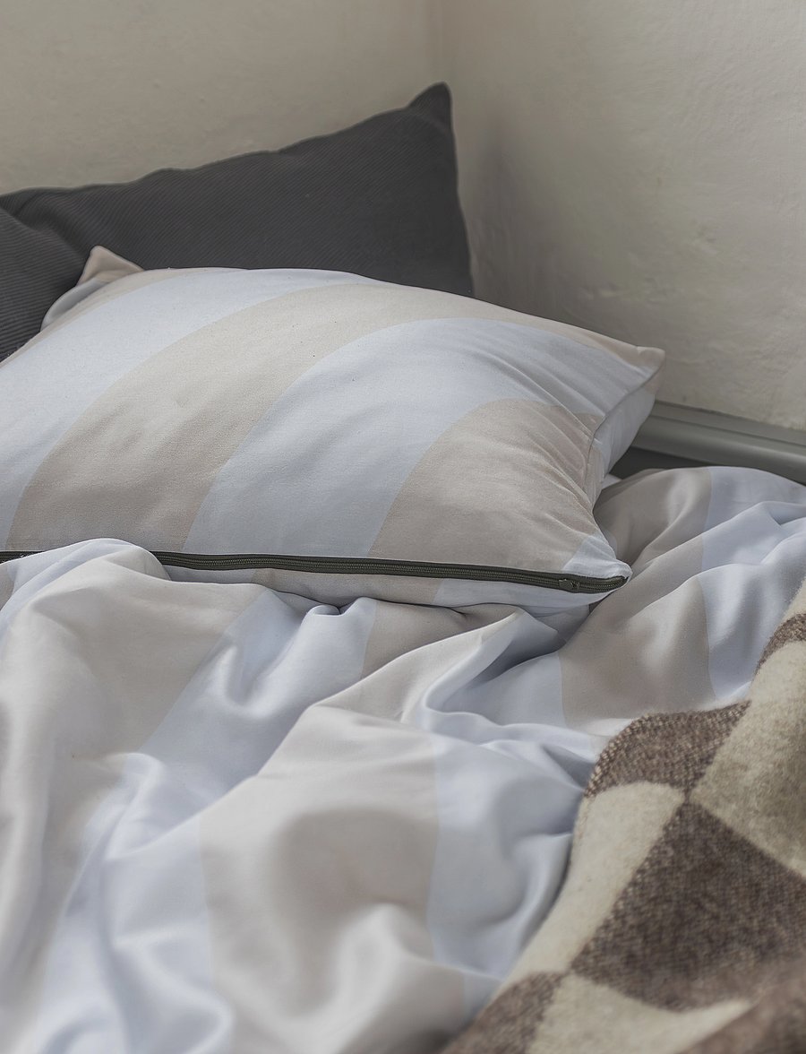 Mette Ditmer - DIAGONAL bed set - voodiriiete komplektid - light grey / sand - 4
