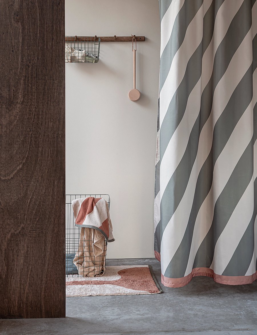Mette Ditmer - DIAGONAL shower curtain - dušikardinad - dark olive - 0