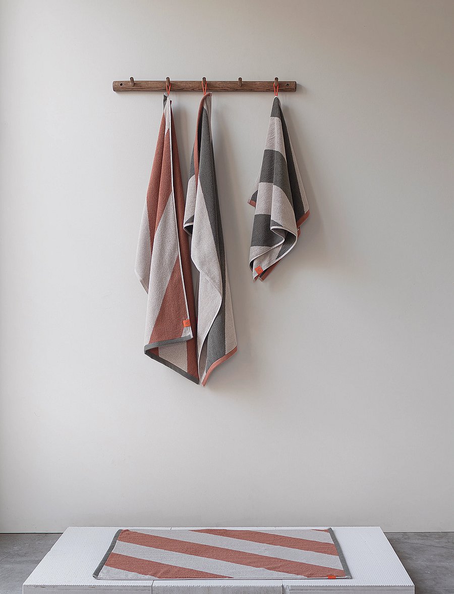 Mette Ditmer - DIAGONAL guest towel - külaliste käterätikud - brick - 3