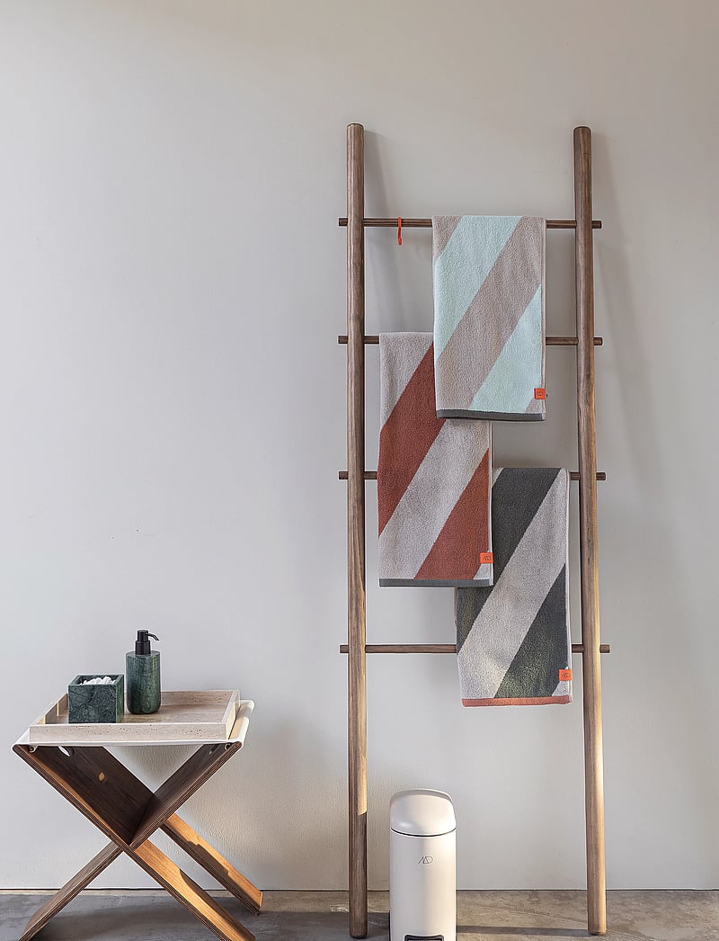 Mette Ditmer - DIAGONAL bath towel - badetücher - brick - 3