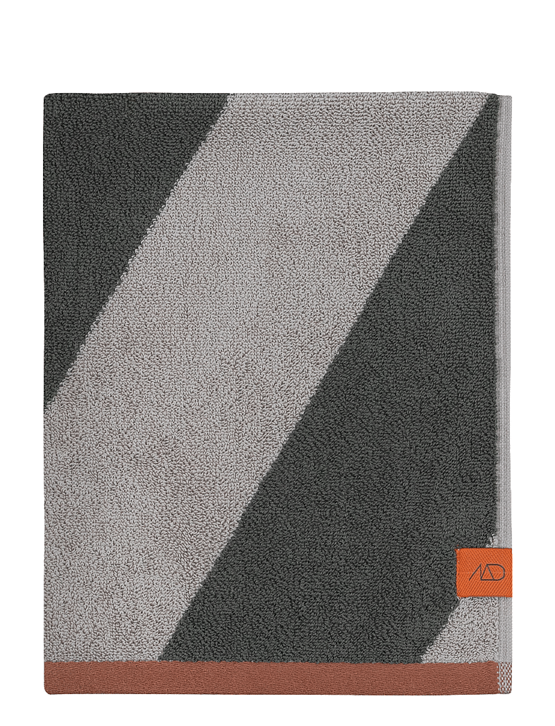 Mette Ditmer - DIAGONAL towel - badetücher - dark olive - 0