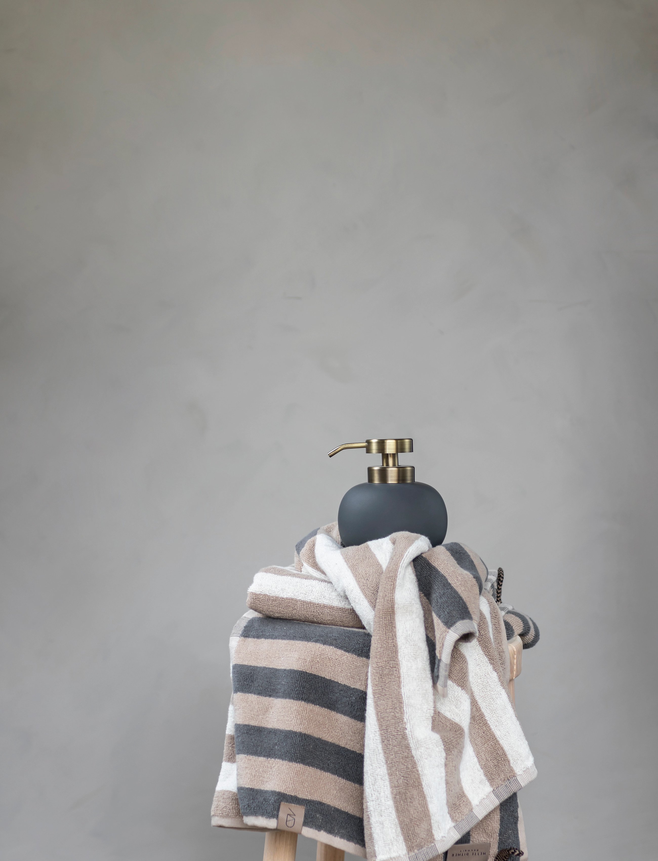 Mette Ditmer - DISORDER guest towel  2 pack - off-white - 1